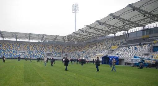 Nowoczesny stadion w Polsce (wideo)