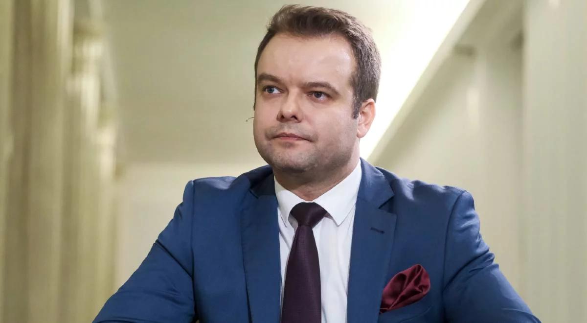 Rzecznik PiS o ofercie PO: programu jak nie było, tak nie ma