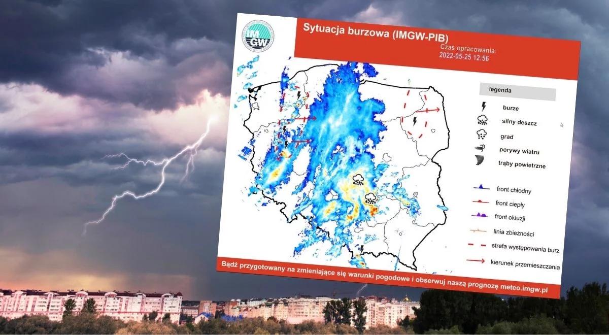 Burze i deszcz prawie w całym kraju. IMGW wydał ostrzeżenia