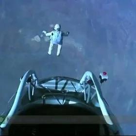 Felix Baumgartner pobił rekord [wideo]