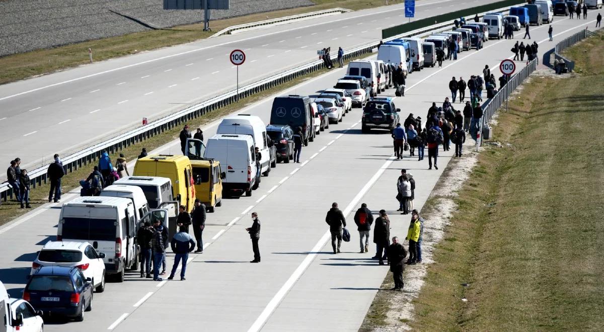 Kolejki na granicach. Czas oczekiwania - nawet kilkanaście godzin