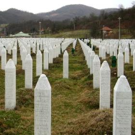 W Serbii ruszył pierwszy proces w sprawie zbrodni w Srebrenicy