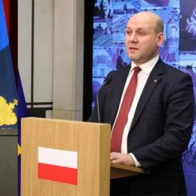 Wiceszef MSZ: Putin wykorzysta konferencję w Jerozolimie do agresywnej polityki wobec Polski