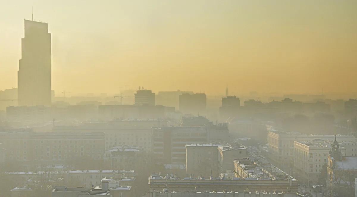 RCB: smog na południu i w centralnej Polsce