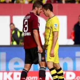 Bundesliga: Borussia traci punkty, Lewandowski grał 25. minut i puściły mu nerwy 