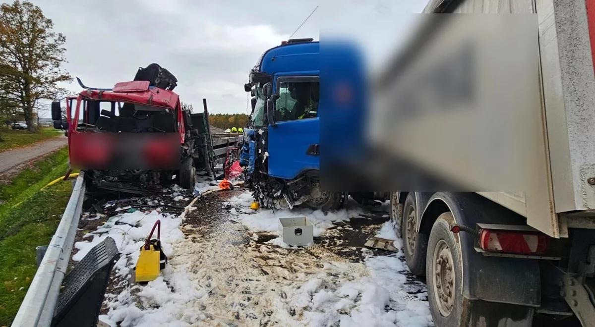Tragedia na Trasie Kaszubskiej. Zderzenie ciężarówek z osobówką