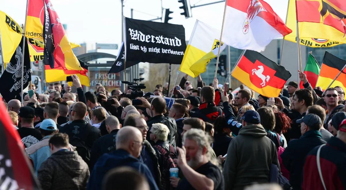 Oburzenie w Brandenburgii. Lewica protestowała ramię w ramię z neonazistami
