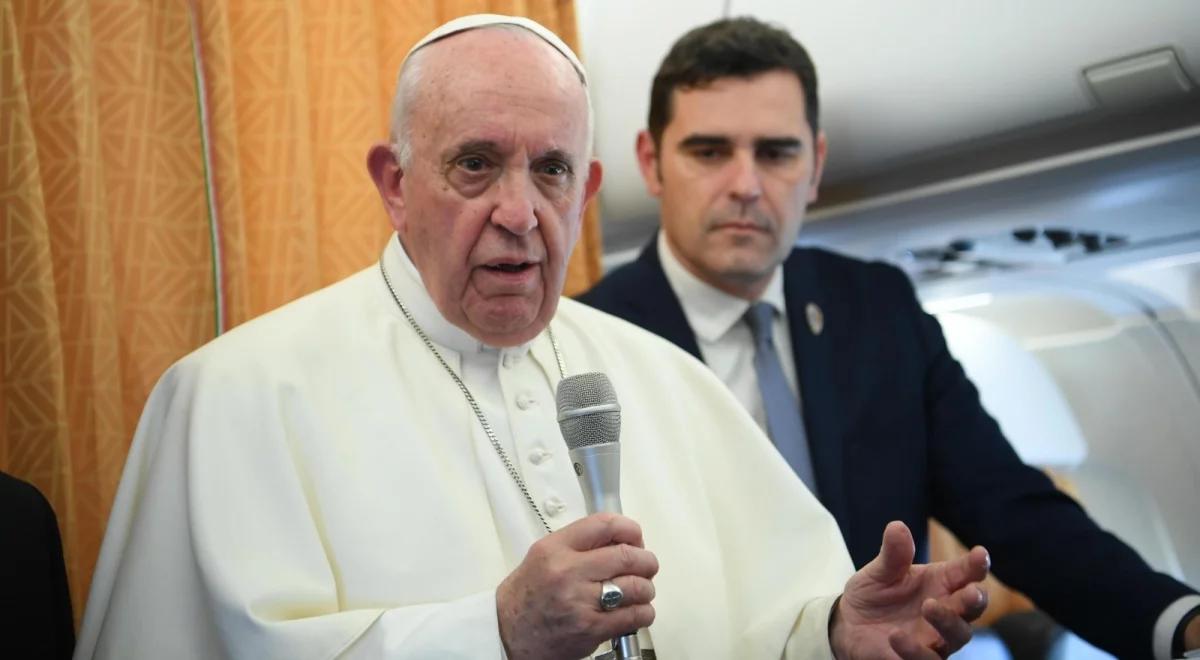 Papież Franciszek: panuje tendencja, by obrażać się nawzajem 