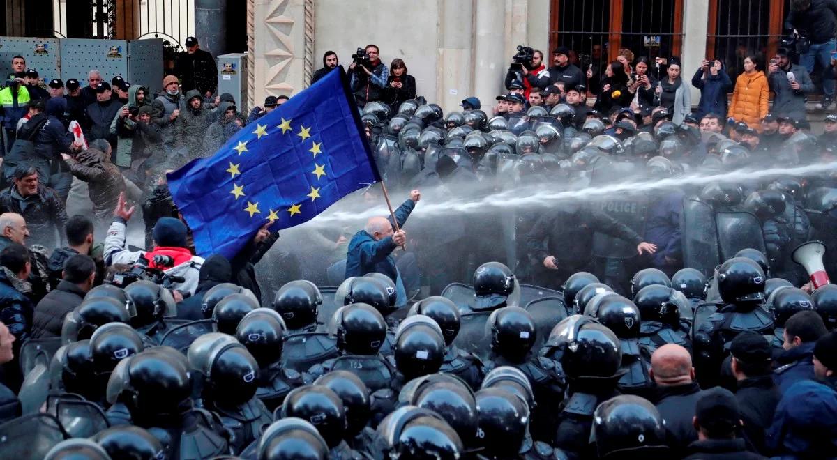 "Nie poddamy się". Opozycja w Gruzji uzgodniła scenariusz protestów