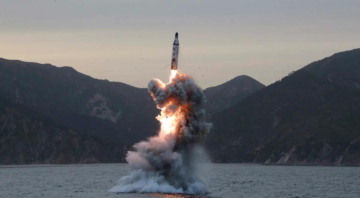 Władze w Seulu: Korea Północna wystrzeliła pocisk balistyczny z okrętu podwodnego