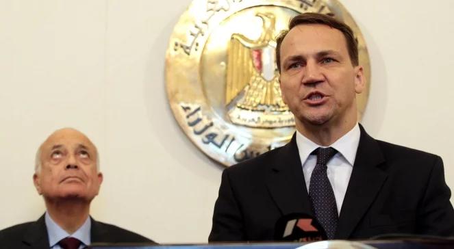 Sikorski wróci do Polski z uchodźcami z Libii
