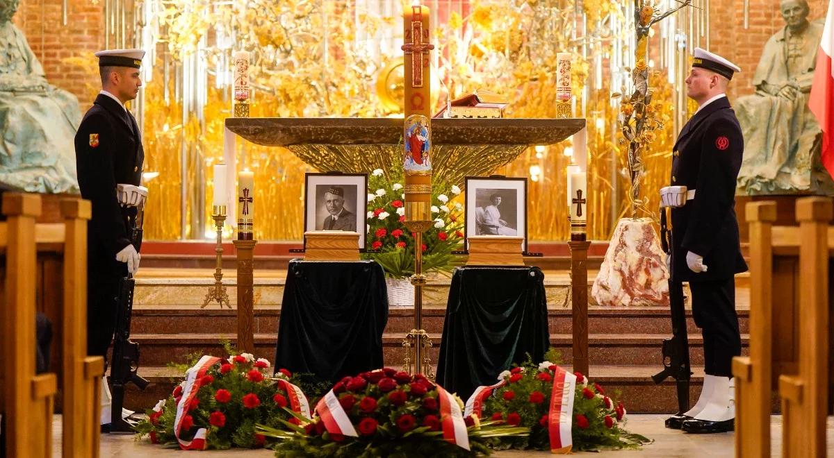 Pogrzeb Mieczysława Jałowieckiego i jego żony. "Uznał, że nie ma sprawy piękniejszej niż Polska"