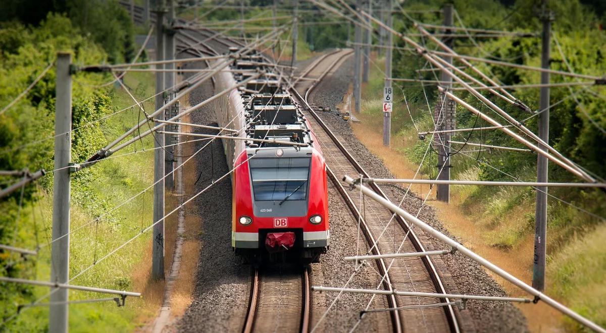 Bydgoska Pesa przekazała dwie nowoczesne lokomotywy elektryczne firmie Lokomotiv