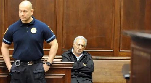 Strauss-Kahn traktowany w "nieludzki sposób"? Relacja więźnia Rikers Island