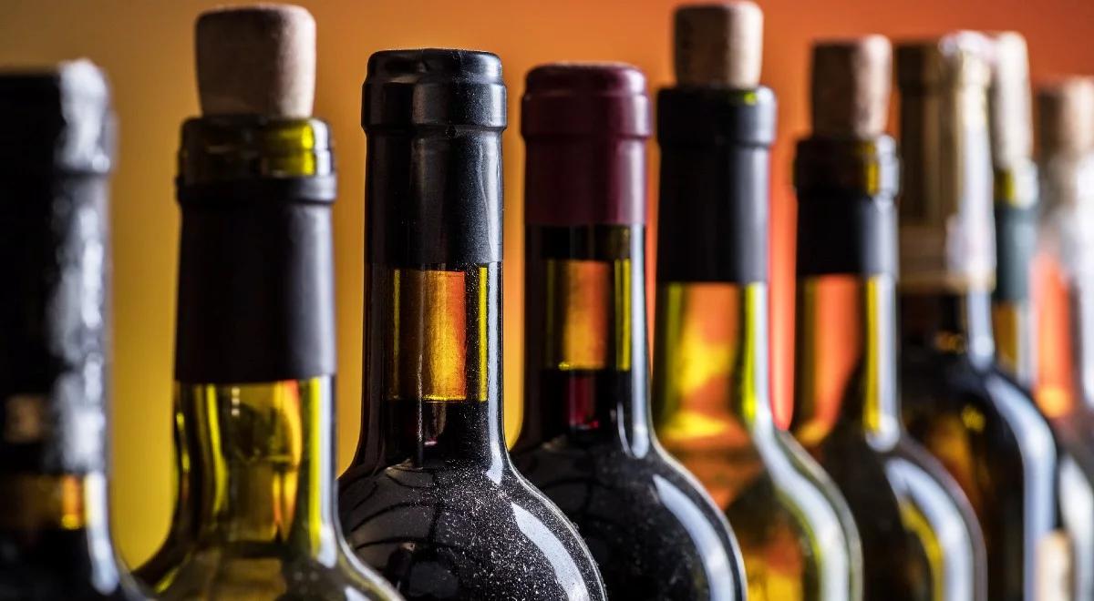 Znamy statystyki spożycia alkoholu w Polsce. Jak starają się ograniczyć jego konsumpcję pozostałe kraje UE?