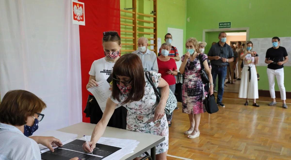 "Obaj zyskali nowy elektorat". Prof. Jabłoński o kandydatach II tury wyborów