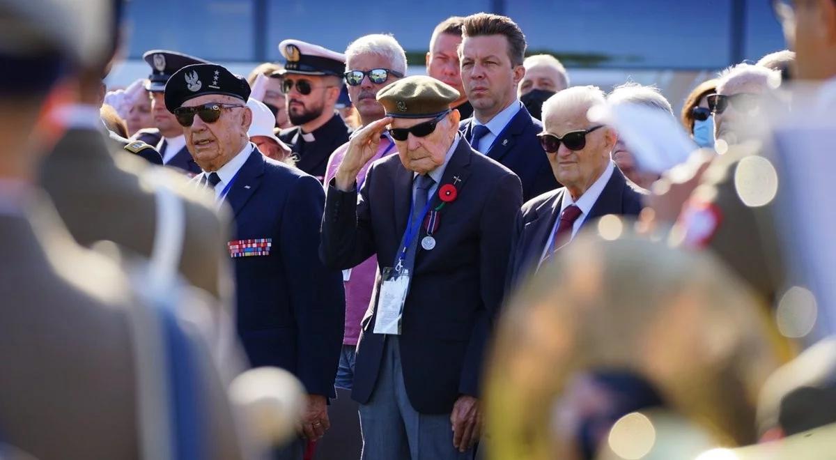 "Wiedział, że niepodległość to najpiękniejszy dar". We Włoszech odsłonięto pomnik gen. Władysława Andersa