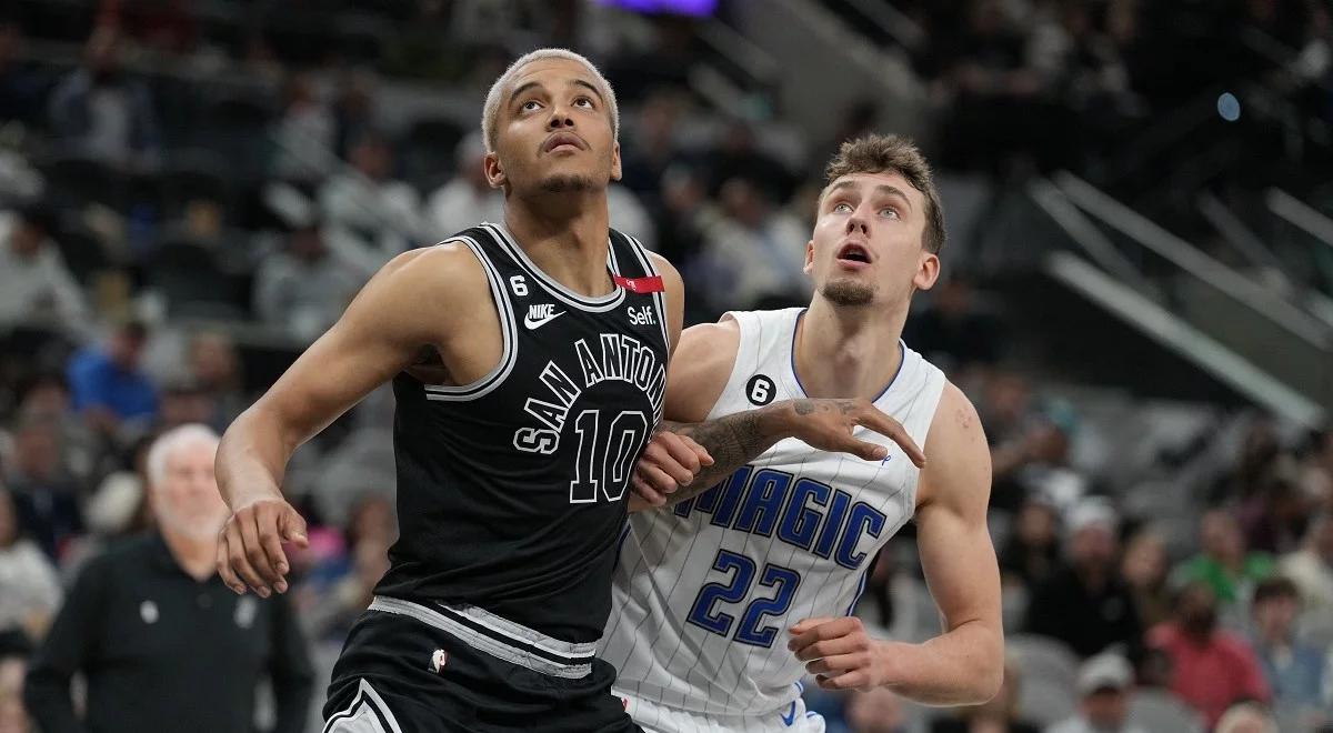 NBA: rekordowy występ Sochana nie wystarczył. Doncić poprowadził Mavericks do zwycięstwa ze Spurs