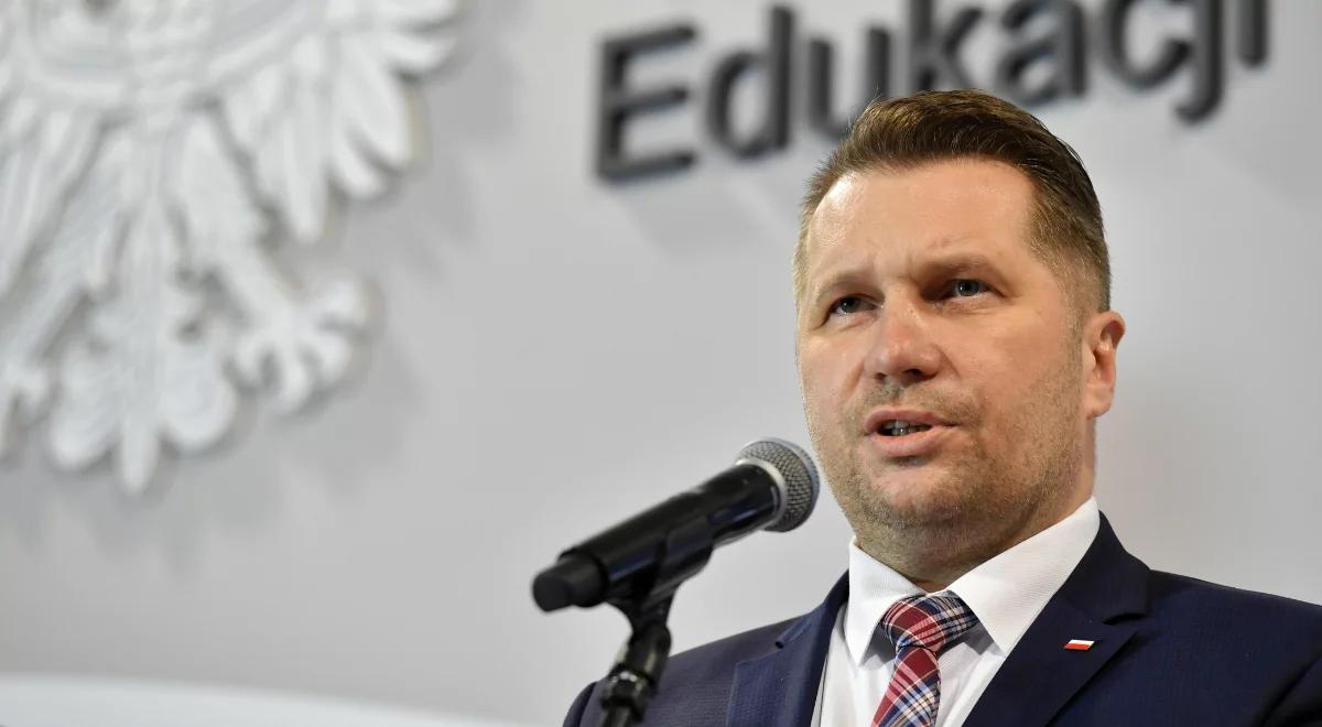 500+ dla nauczycieli. Minister edukacji i nauki podpisał rozporządzenie