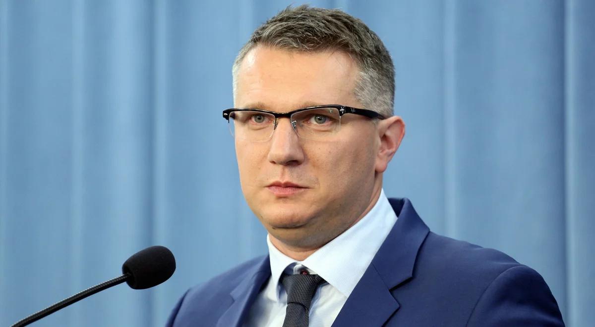 Przemysław Wipler (KORWiN): Zdjęcie z politykami lewicy i rządu to dla nas wstyd