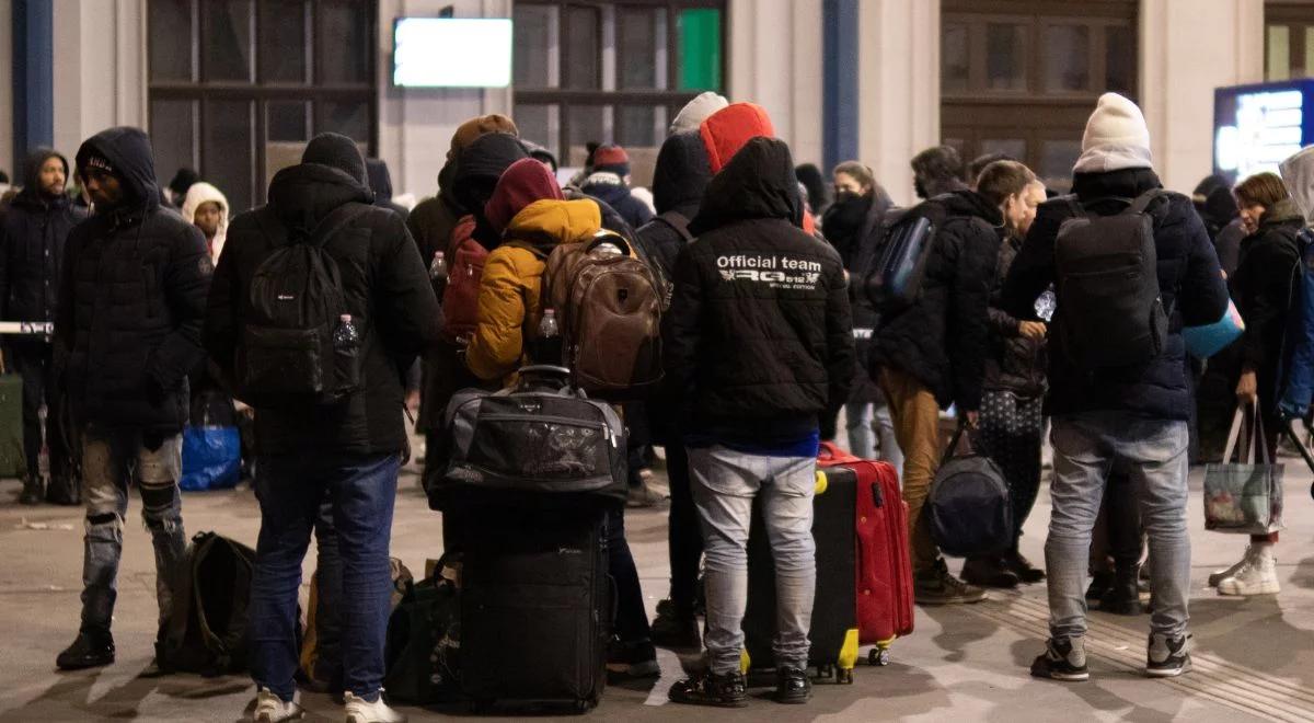 Skandal w Holandii. Rząd wydaje setki milionów na zakwaterowanie migrantów w... hotelach i na wycieczkowcach