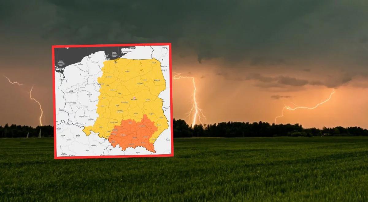 IMGW i RCB biją na alarm. Grzmi w kilku regionach [RADAR BURZ]