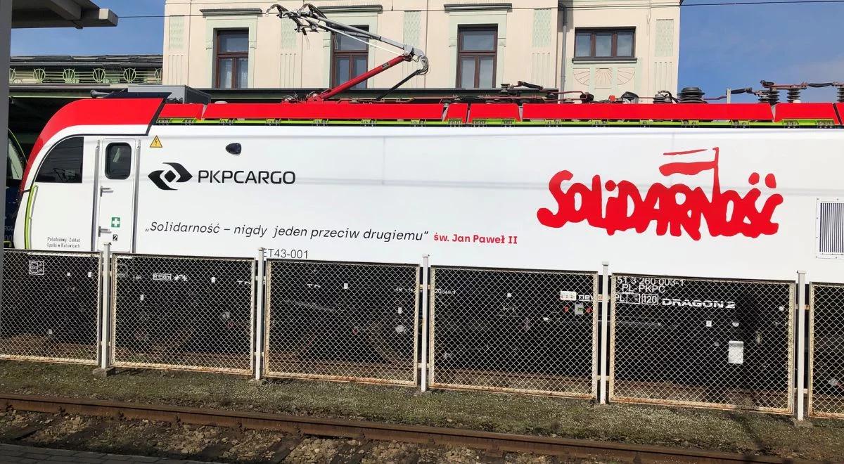 "Dragony" dla PKP Cargo. Spółka odebrała nowe lokomotywy