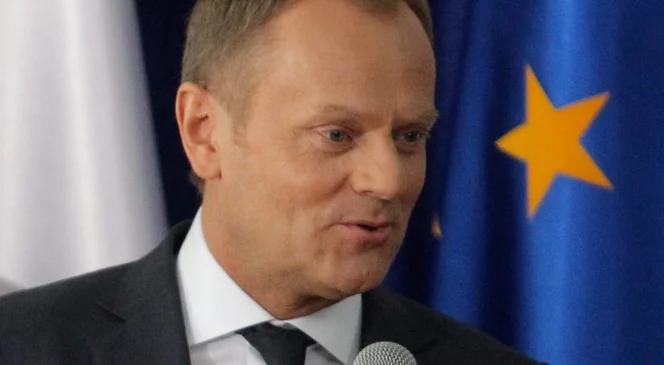 PiS oczekuje premiera na debacie o zdrowiu. Tusk odmawia