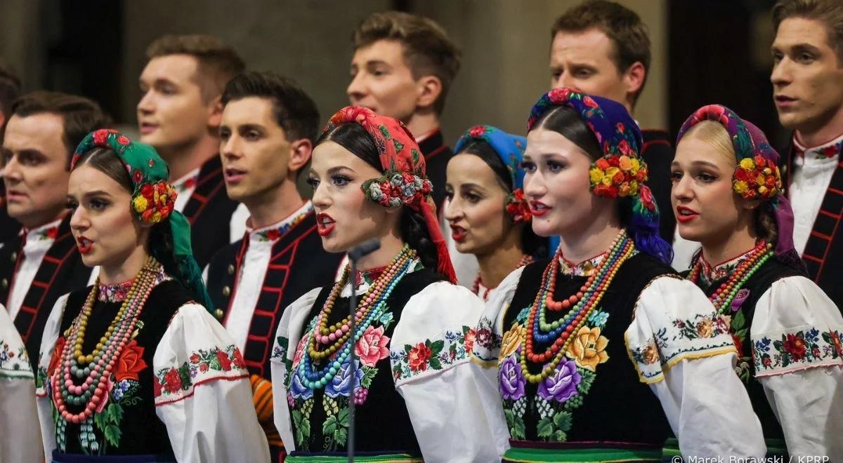 W Watykanie odbył się koncert papieski z udziałem Andrzeja Dudy. Najbardziej znane pieśni wykonał zespół "Mazowsze"