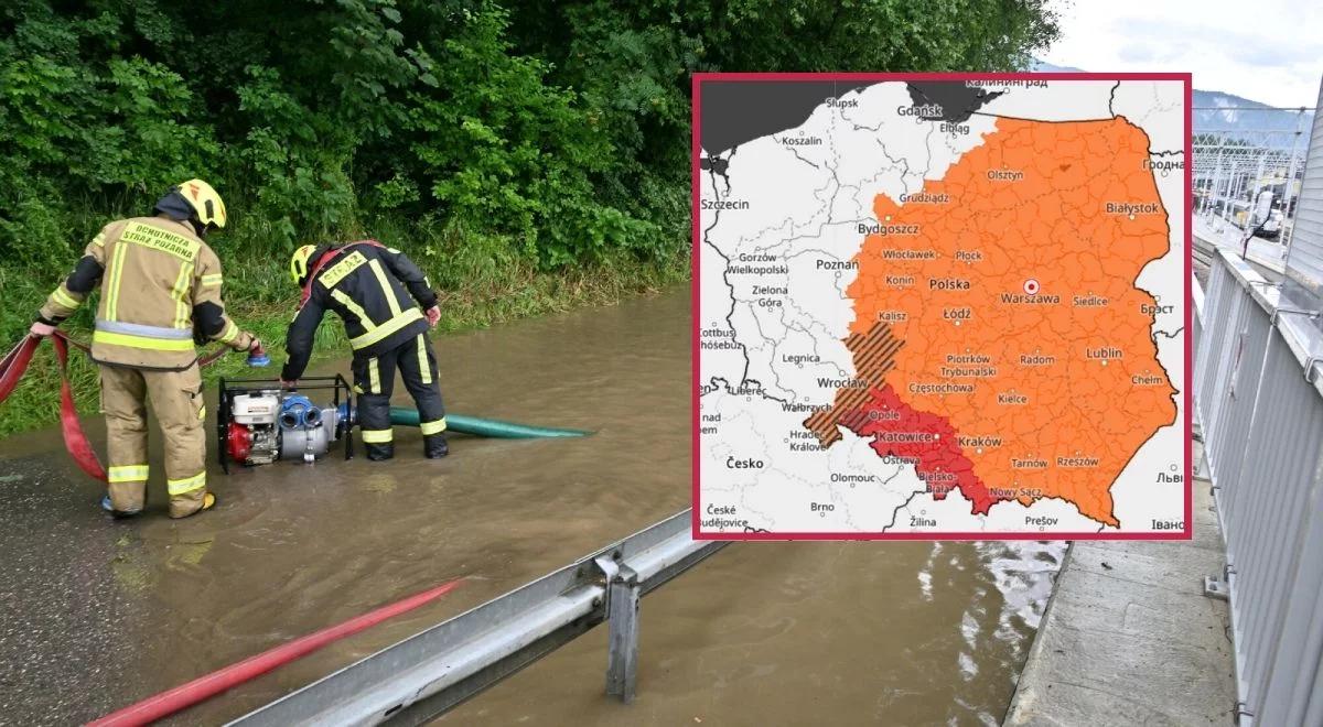 Nadchodzą ulewy. IMGW podwyższył stopnie ostrzeżeń