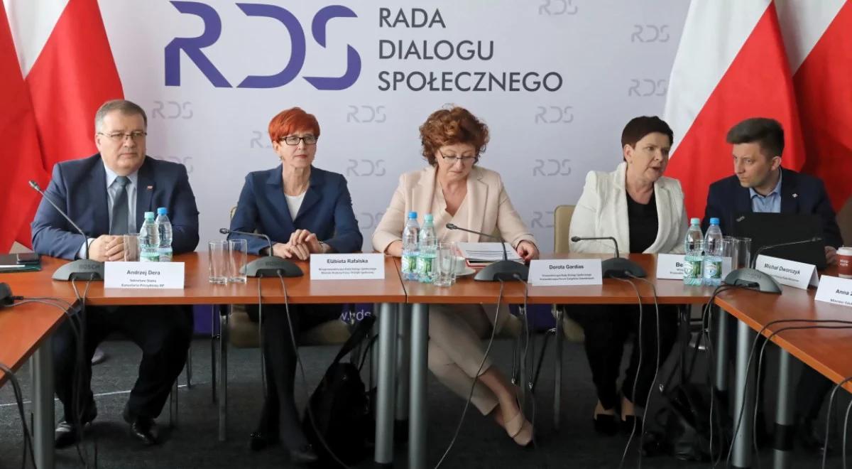 Bez przełomu ws. nauczycieli. Związkowcy nie chcą porozumienia z rządem