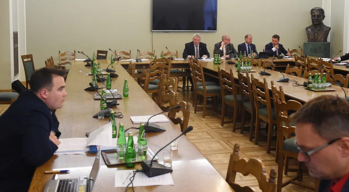 Senacka komisja przyjęła nowelę o KRS bez poprawek