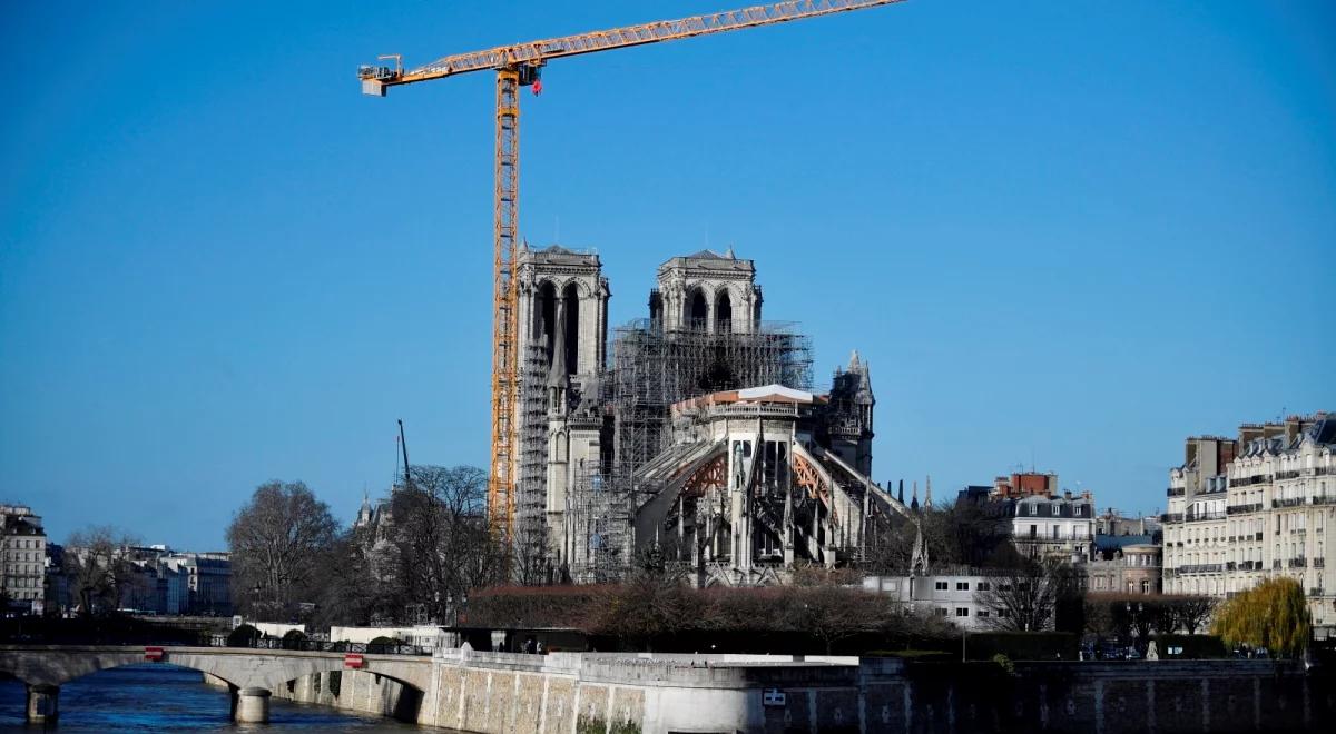Władze kościelne: prace przy odbudowie Notre Dame wkraczają w niebezpieczną fazę