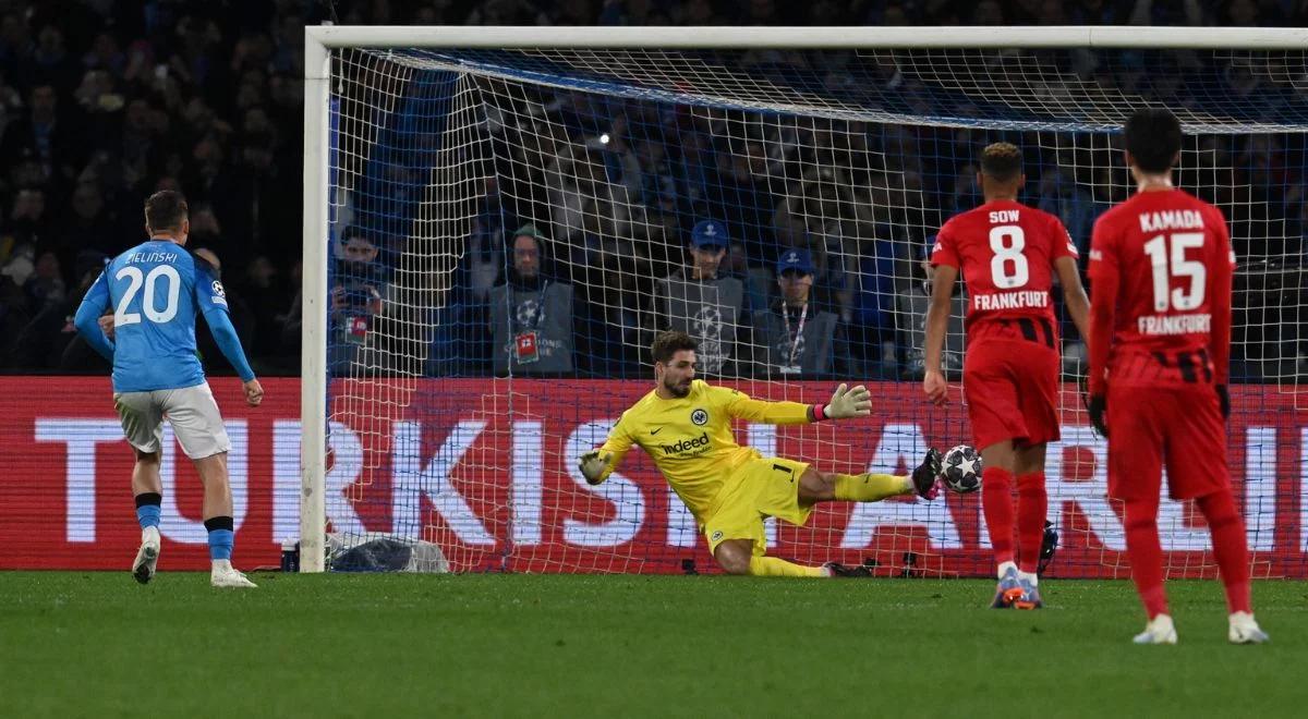 Liga Mistrzów: Piotr Zieliński przypieczętował awans Napoli. Włosi ocenili Polaka