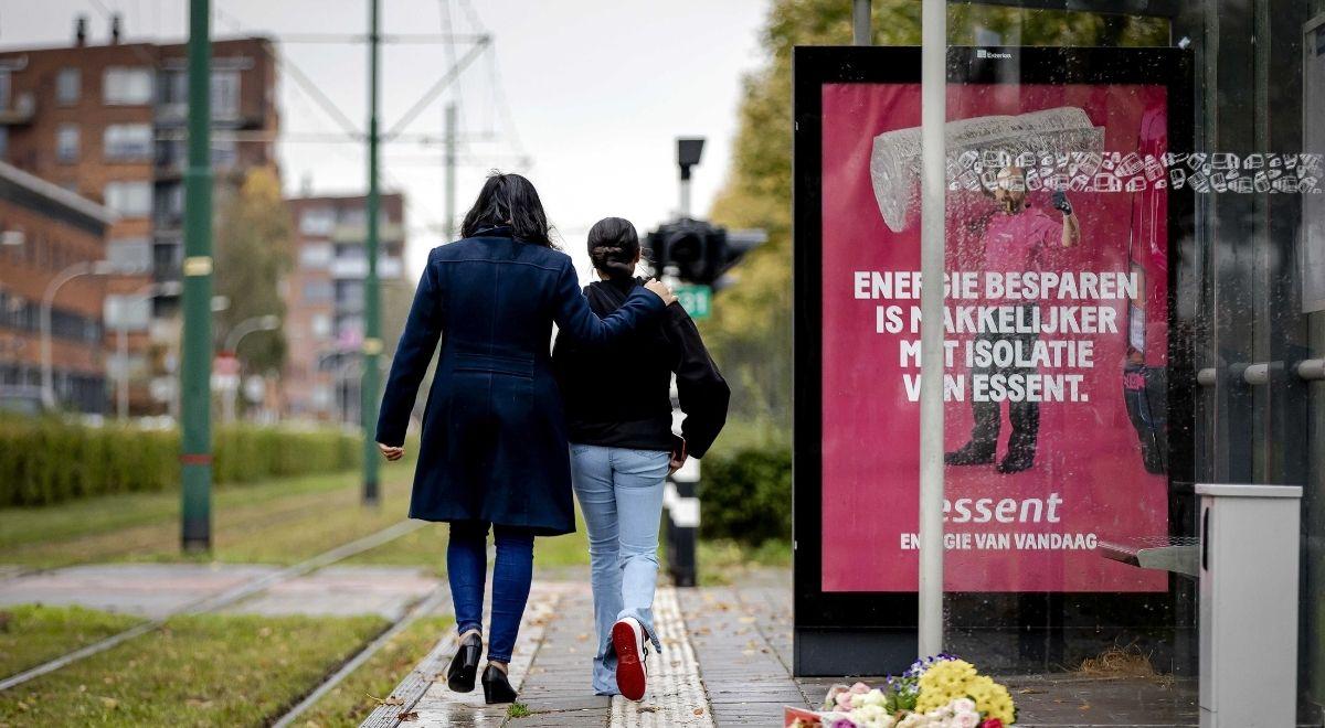 Polak został wepchnięty pod tramwaj w Holandii. 15-letni sprawca tragedii usłyszał zarzuty