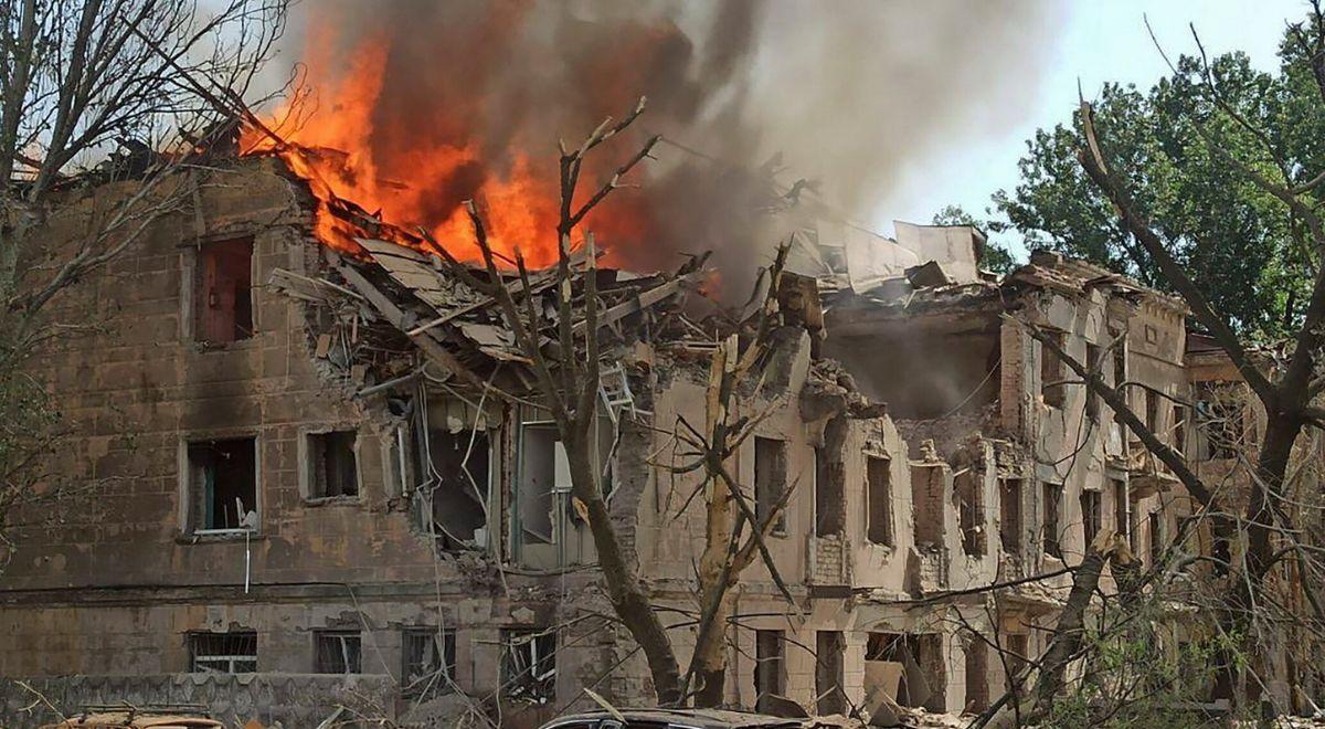 Rosyjski atak na Dniepr. Rakieta trafiła w przychodnię, są ofiary śmiertelne