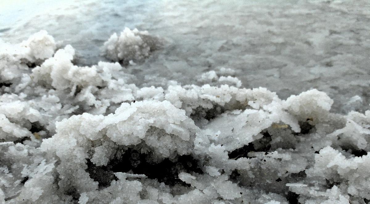 O ile Ziemia byłaby lżejsza, gdyby w morzach zabrało soli?