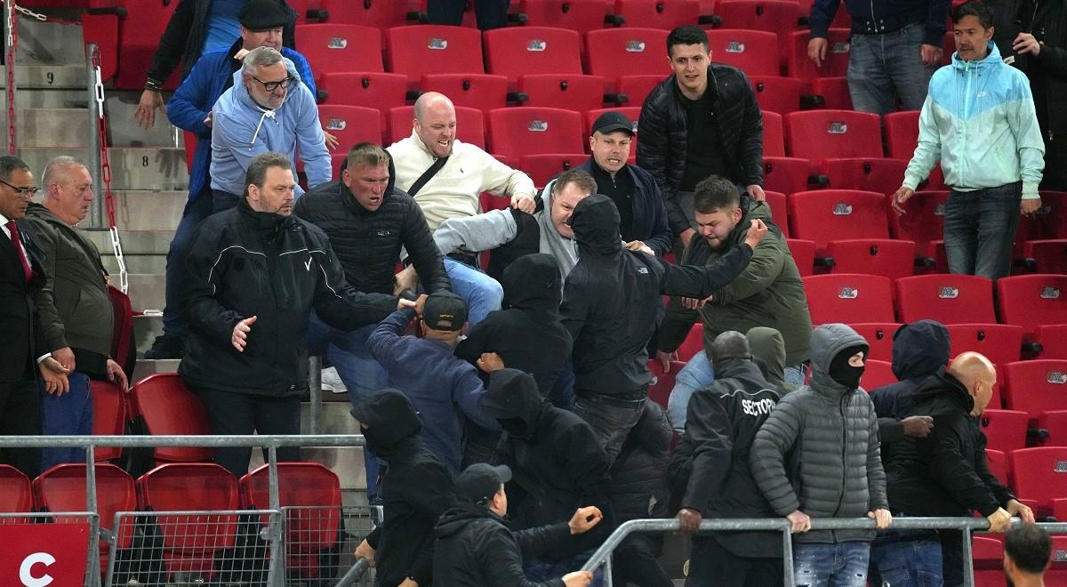 Liga Konferencji: zamieszki podczas meczu AZ Alkmaar - West Ham. Holenderska policja zatrzymała siedem osób