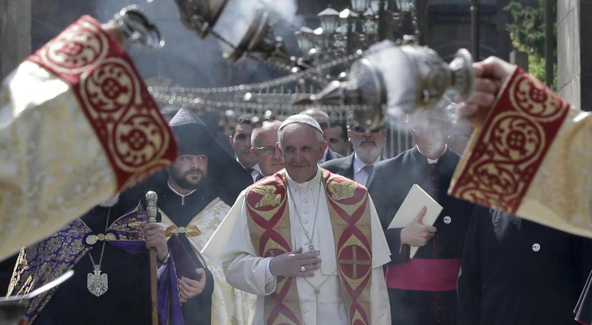 Papież w Armenii. Franciszek nazwał rzeź Ormian ludobójstwem