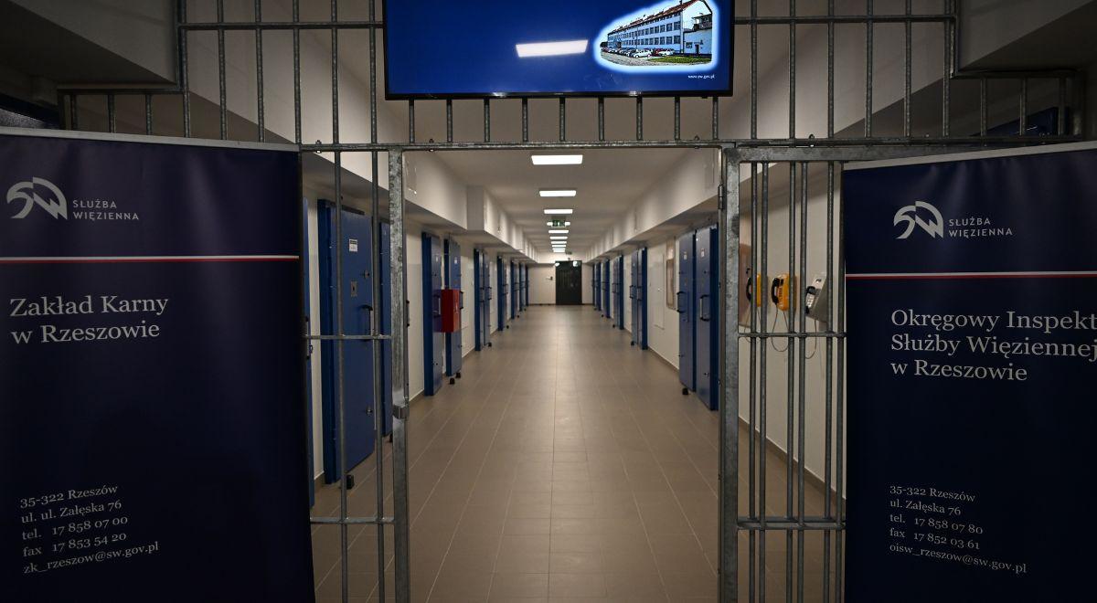 Zakłady karne w Polsce. Coraz więcej osadzonych pracuje w ramach programu "Praca dla więźniów"
