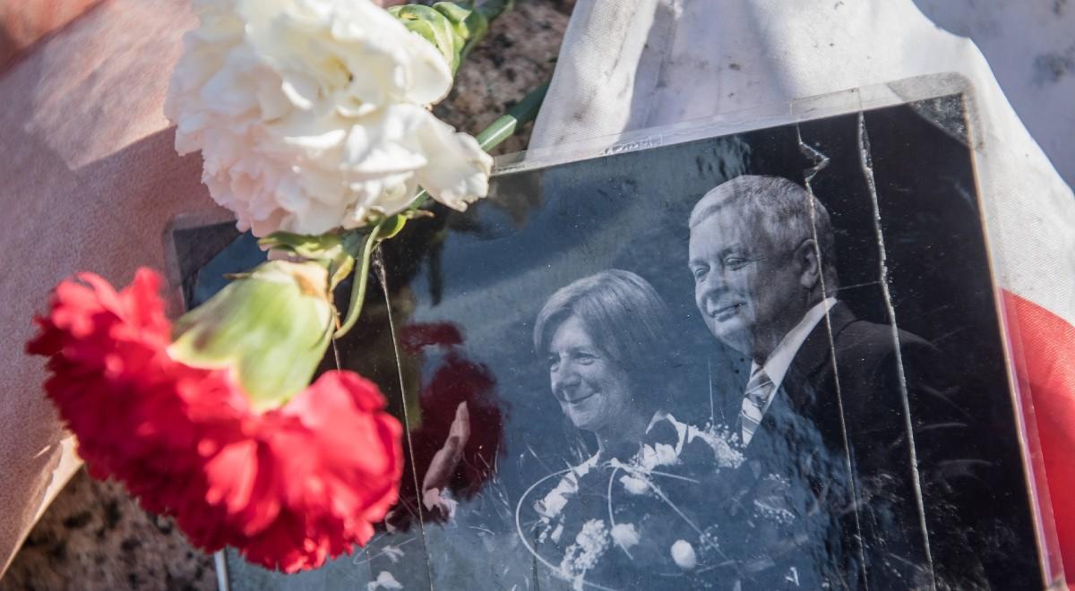 Litwa wspomina ofiary zbrodni katyńskiej i katastrofy smoleńskiej. Uroczysta msza w Wilnie