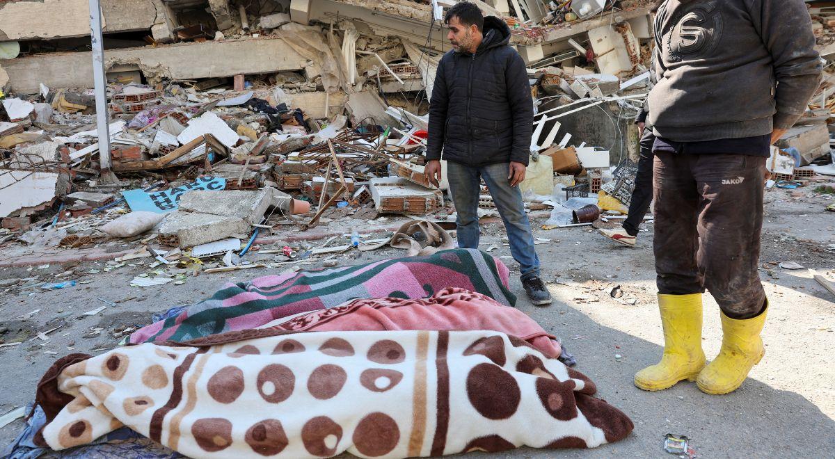 Rośnie bilans ofiar trzęsienia ziemi w Turcji i Syrii. W niektórych regionach zawieszono akcje ratunkowe