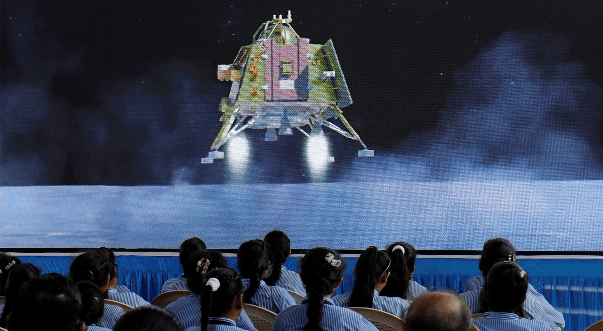 Indyjski pojazd kosmiczny Chandrayaan-3 wylądował na Księżycu