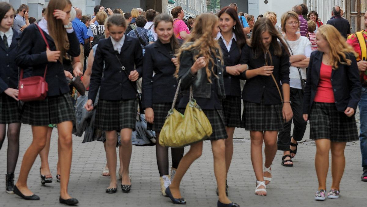 Minister edukacji: podzielam niepokój rodziców uczniów polskich szkół na Litwie