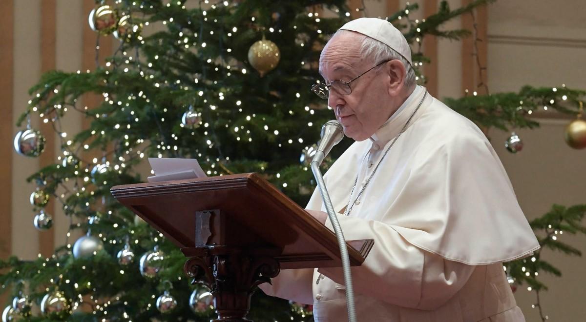 Świąteczne przesłanie papieża Franciszka. "Mam nadzieję, że rozgrzeją się serca tych, którzy cierpią"