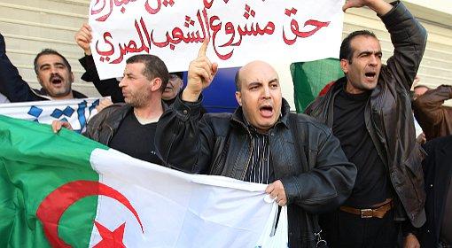 Algieria: policja zatrzymał 400 osób demonstrujących przeciwko rządowi