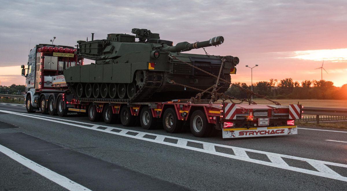 Pierwsze czołgi Abrams dotarły do Polski. Szef MON: wkrótce rozpoczną się szkolenia