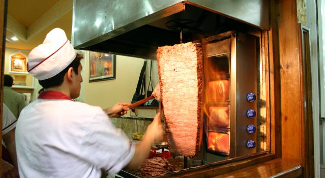 Konina wykryta w popularnych kebabach