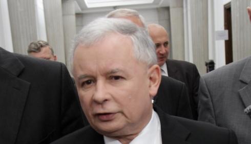 Kaczyński: "w najwyższym stopniu podejrzana katastrofa"