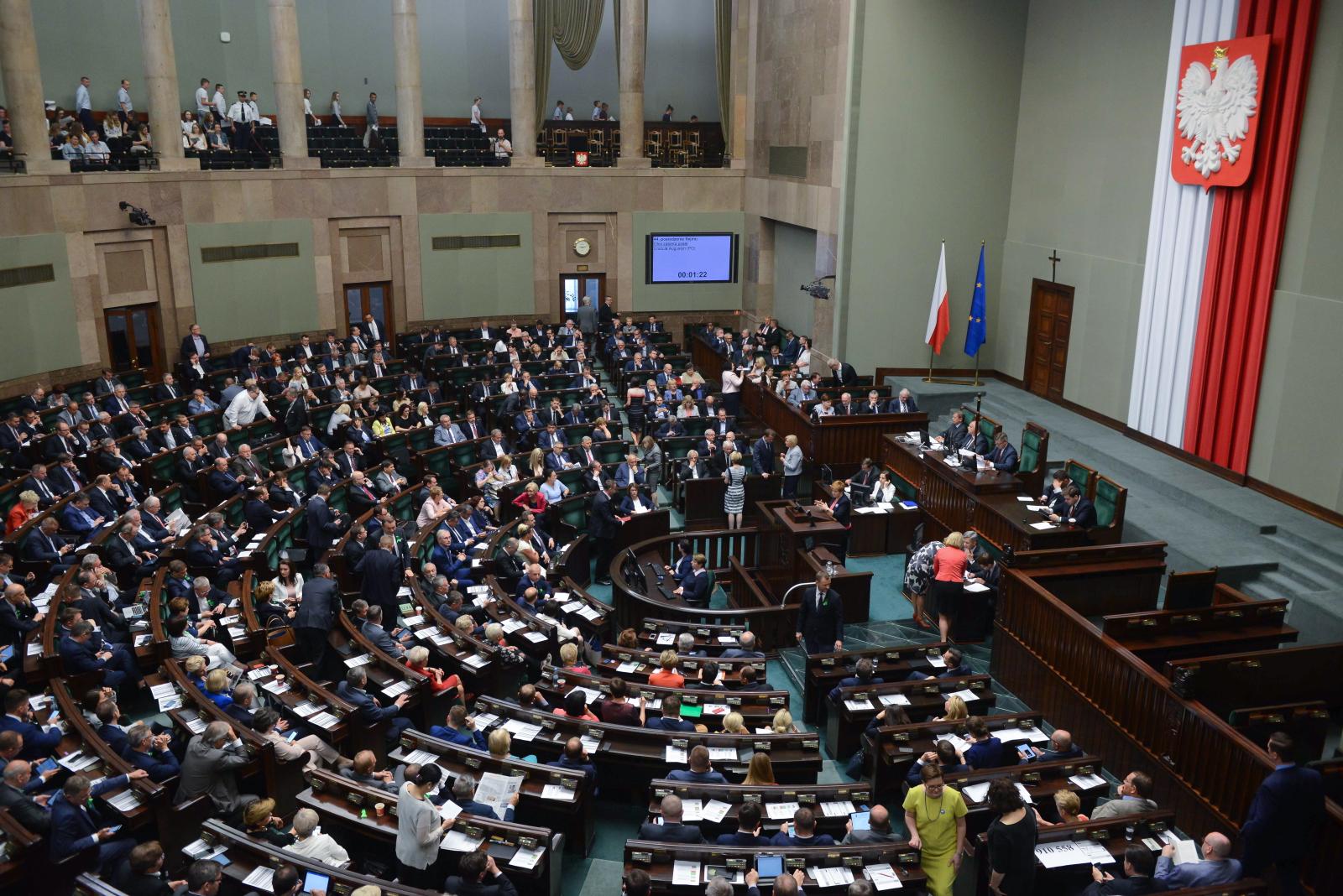 Sejm zgadza się na ułatwienie chorym dostępu do preparatów z konopi  